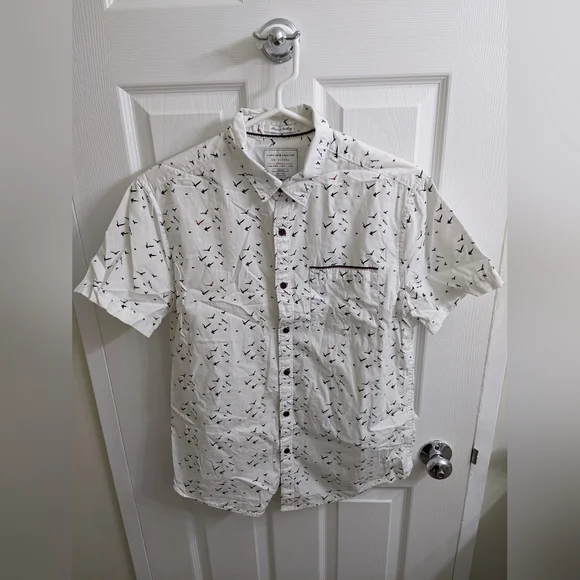 Button down shirt - Picture 1 of 3
